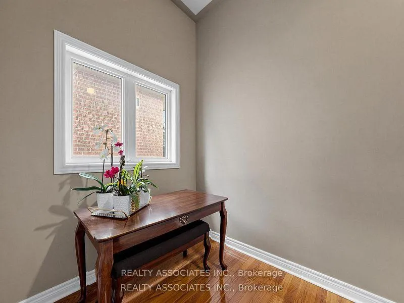 Photo 19 of 44 Shining Willow Crescent, Brampton, Bram East — HOMEH