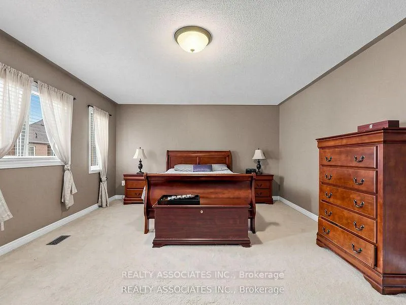 Photo 22 of 44 Shining Willow Crescent, Brampton, Bram East — HOMEH