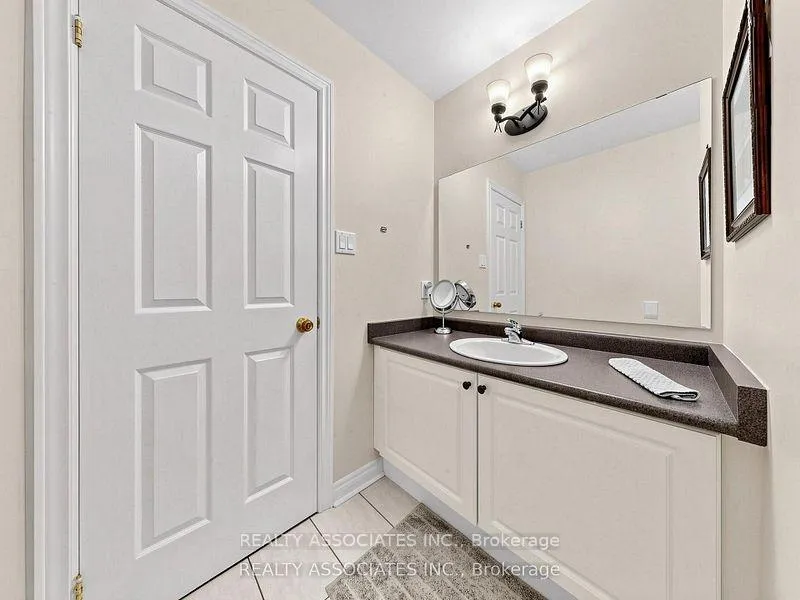 Photo 33 of 44 Shining Willow Crescent, Brampton, Bram East — HOMEH
