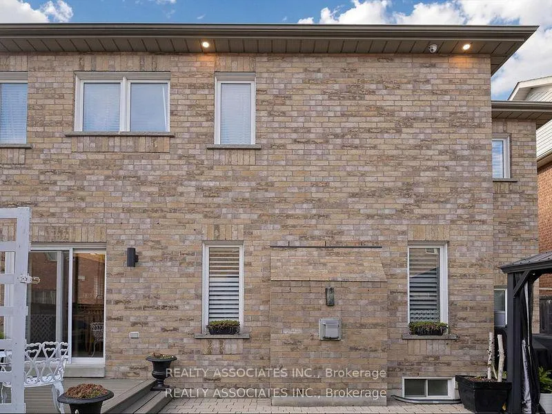 Photo 42 of 44 Shining Willow Crescent, Brampton, Bram East — HOMEH