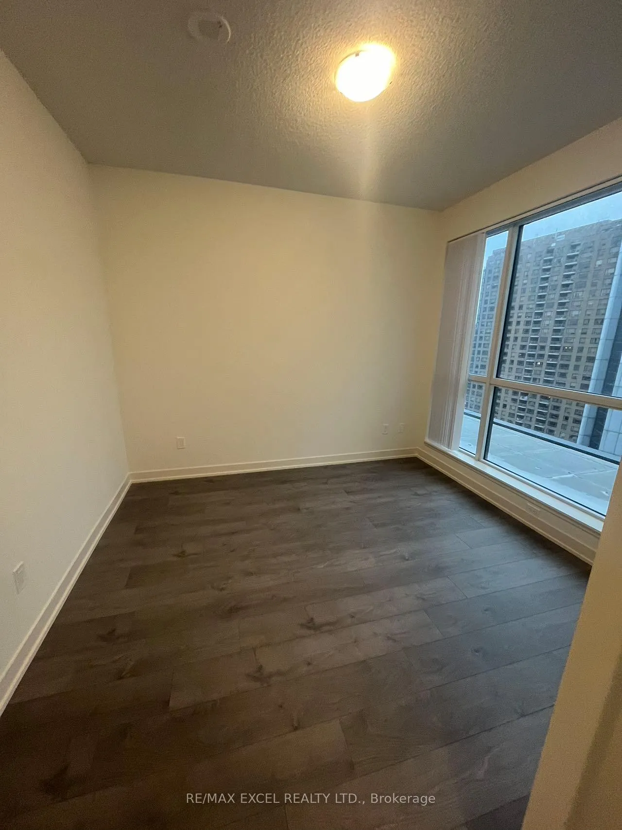 Photo 7 of Unit 1617, 4955 Yonge Street, North York, Willowdale East — HOMEH