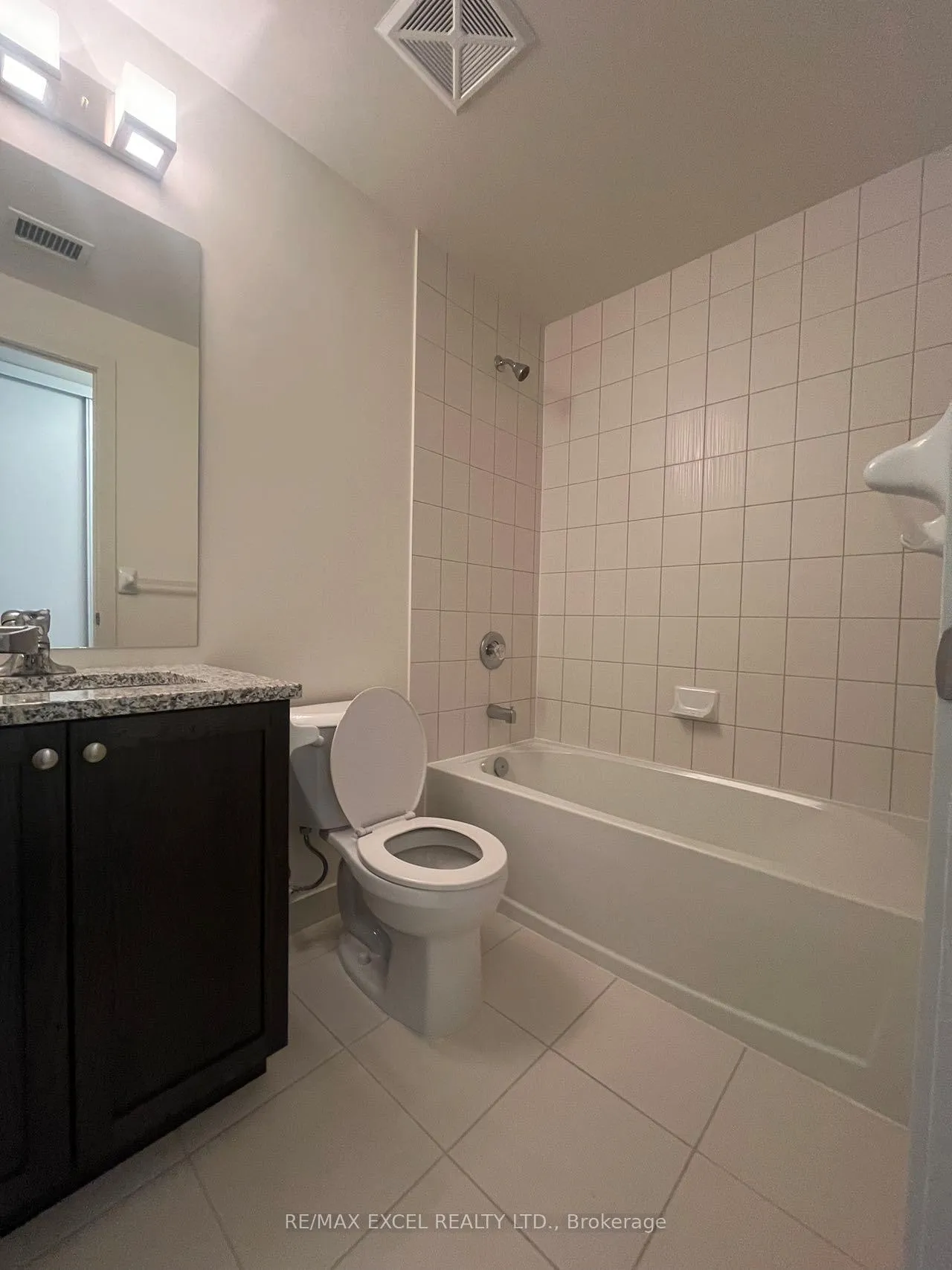 Photo 9 of Unit 1617, 4955 Yonge Street, North York, Willowdale East — HOMEH