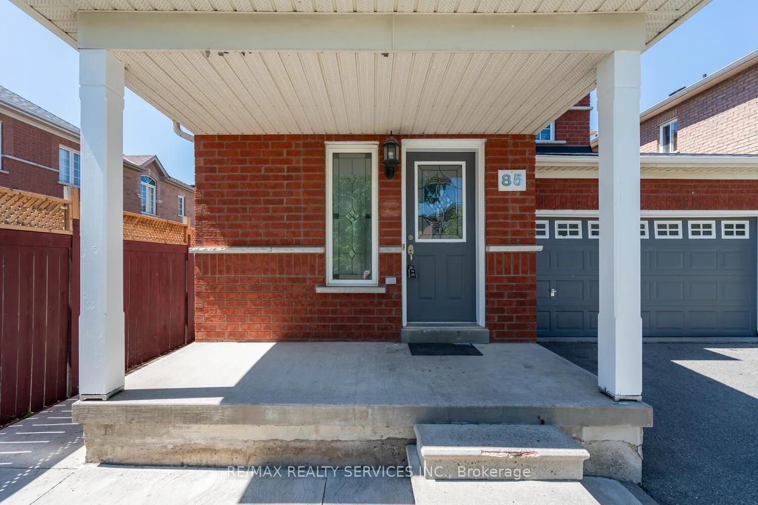 Photo 4 of 85 Williamson Drive, Brampton, Fletcher's Meadow — HOMEH