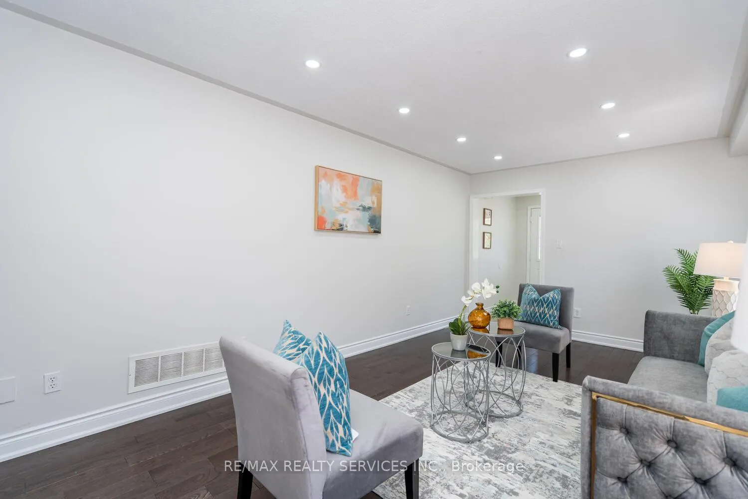 Photo 10 of 85 Williamson Drive, Brampton, Fletcher's Meadow — HOMEH