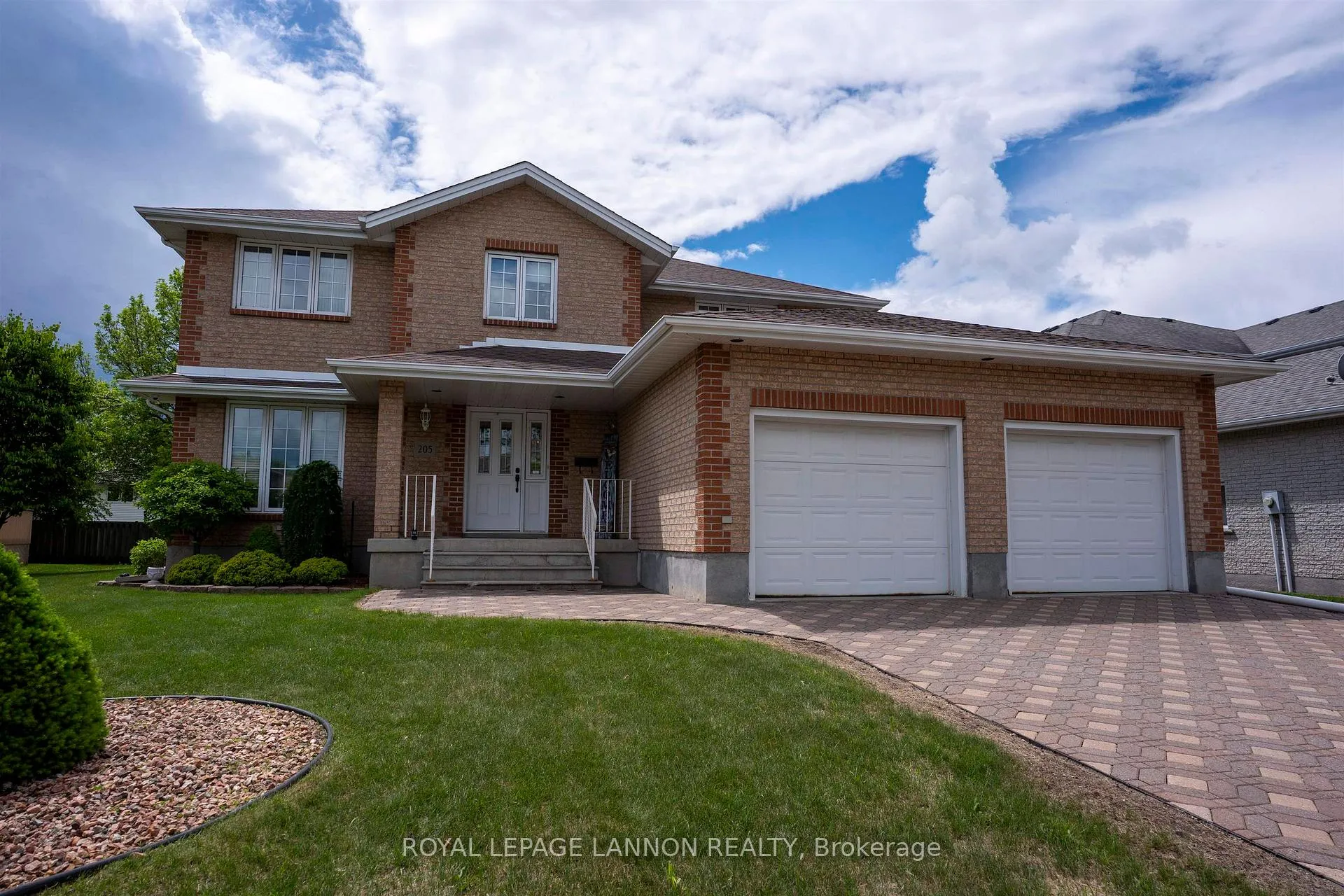 Photo 1 of 205 Kusznier Crescent, Thunder Bay, River Terrace — HOMEH