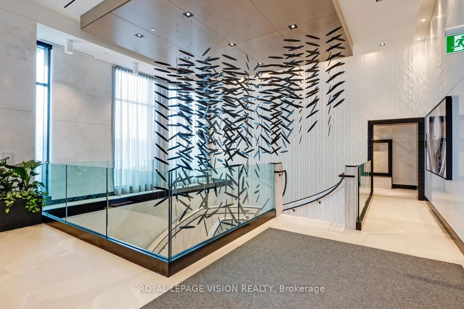 Photo 3 of Unit 302, 1 Edgewater Drive, Toronto, Waterfront Communities — HOMEH