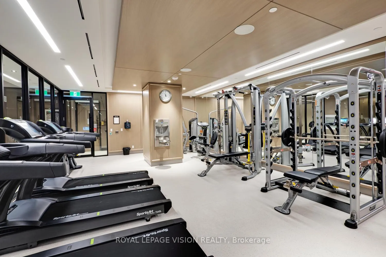 Photo 6 of Unit 302, 1 Edgewater Drive, Toronto, Waterfront Communities — HOMEH