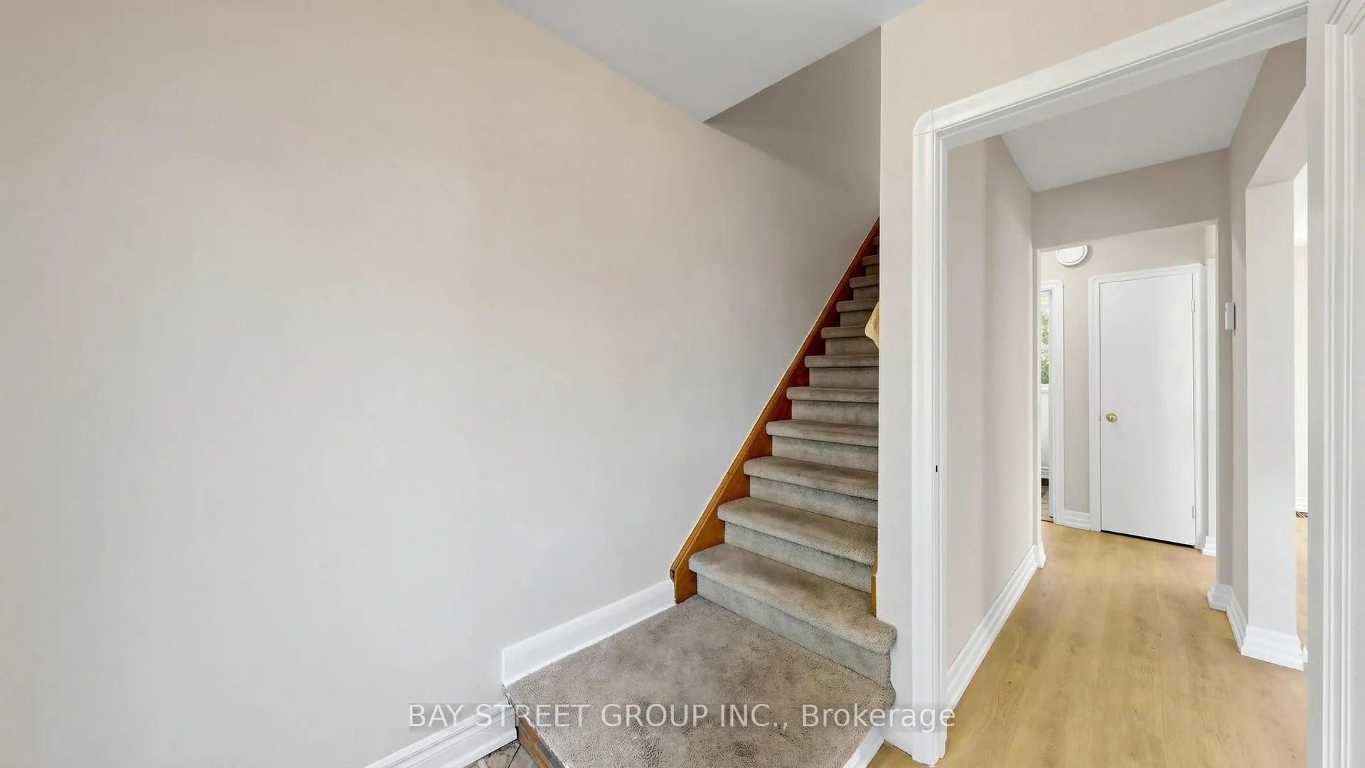 Photo 5 of 26 Innismore Crescent, Scarborough, Wexford-Maryvale — HOMEH