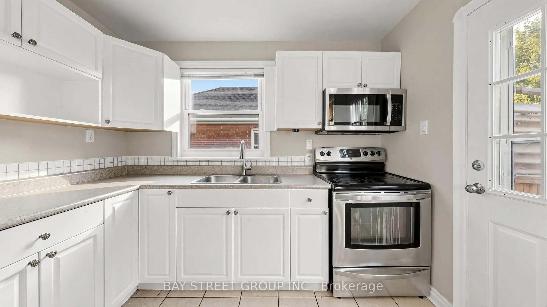 Photo 11 of 26 Innismore Crescent, Scarborough, Wexford-Maryvale — HOMEH