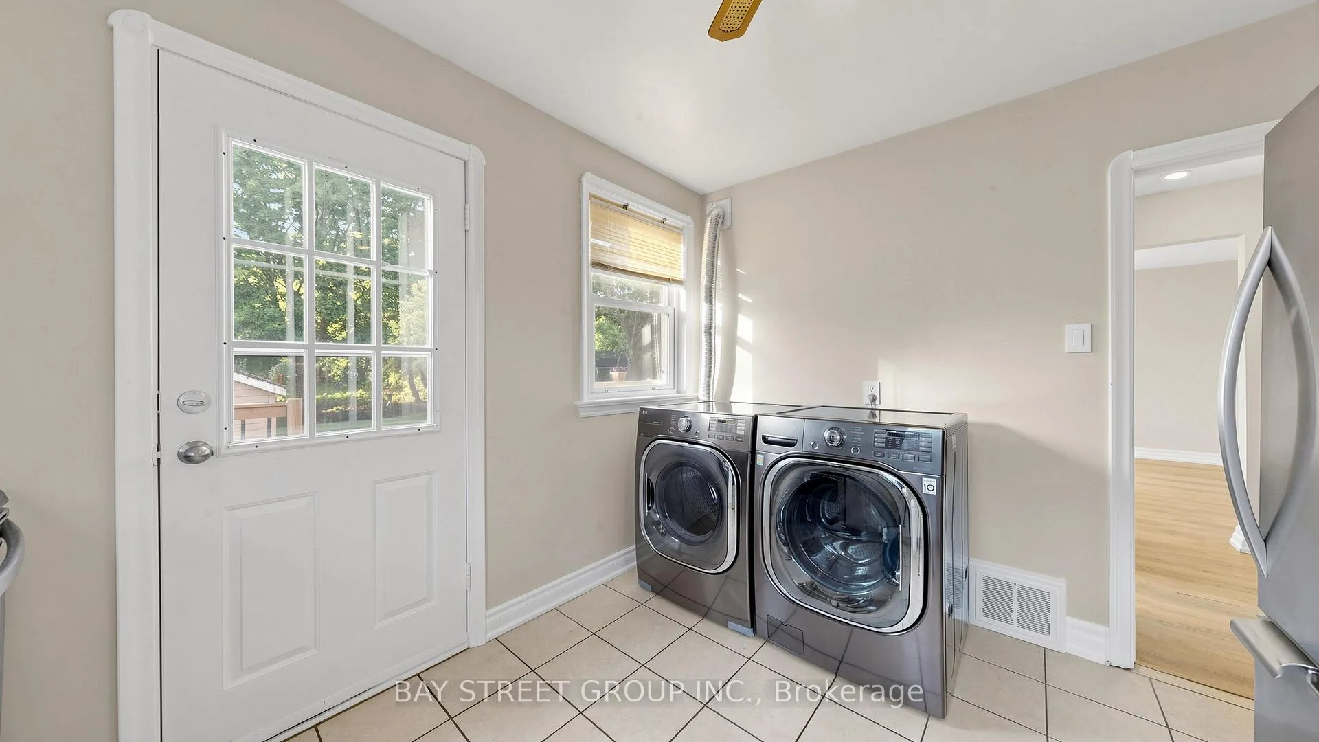 Photo 12 of 26 Innismore Crescent, Scarborough, Wexford-Maryvale — HOMEH