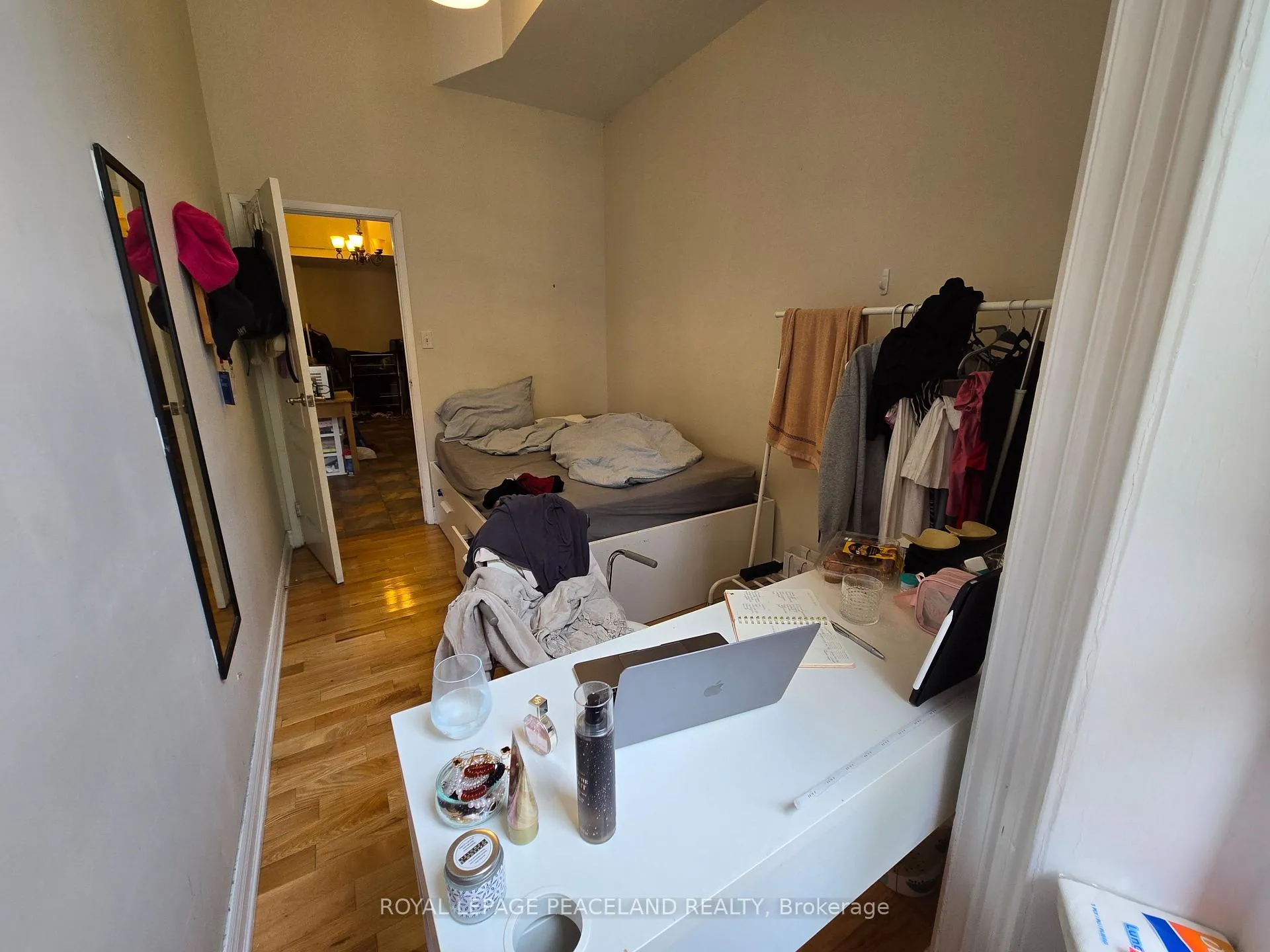 Photo 5 of Unit 1A, 34 Ross Street, Toronto, Kensington-Chinatown — HOMEH