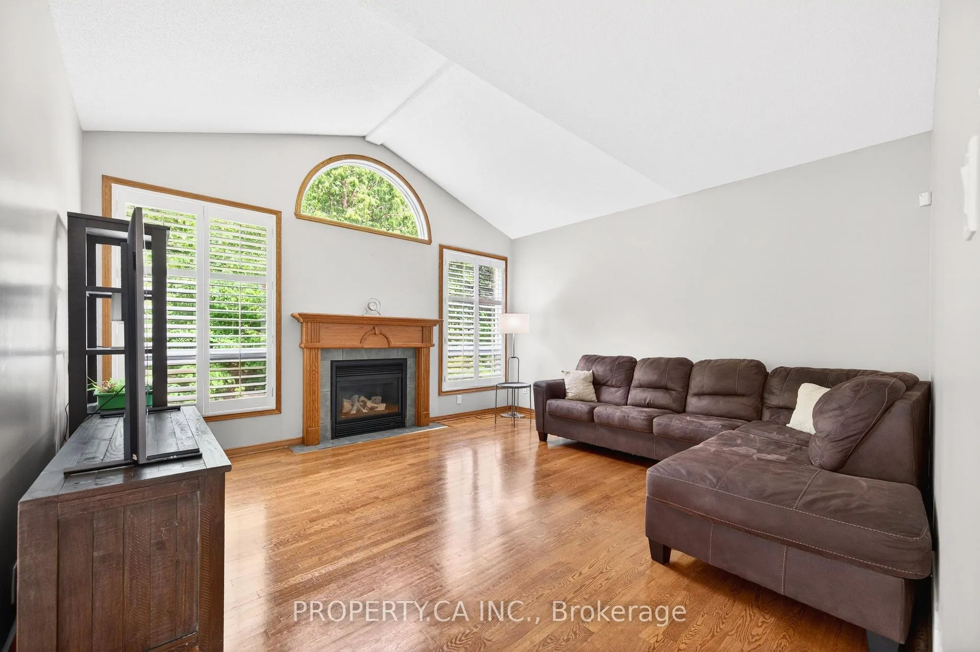 Photo 18 of 94 Broughton Street, Ottawa, Kanata - Kanata Lakes/Heritage Hills — HOMEH
