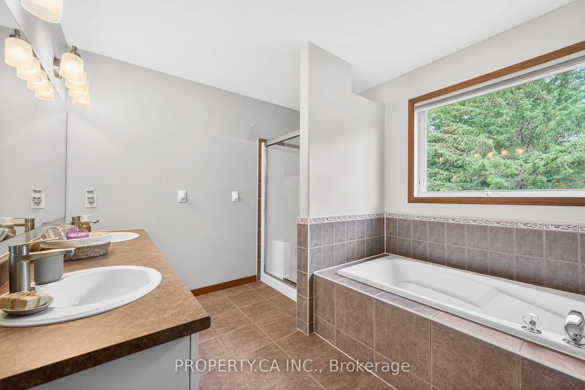 Photo 26 of 94 Broughton Street, Ottawa, Kanata - Kanata Lakes/Heritage Hills — HOMEH