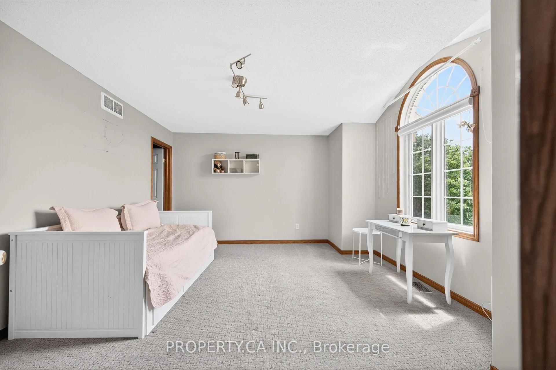 Photo 28 of 94 Broughton Street, Ottawa, Kanata - Kanata Lakes/Heritage Hills — HOMEH
