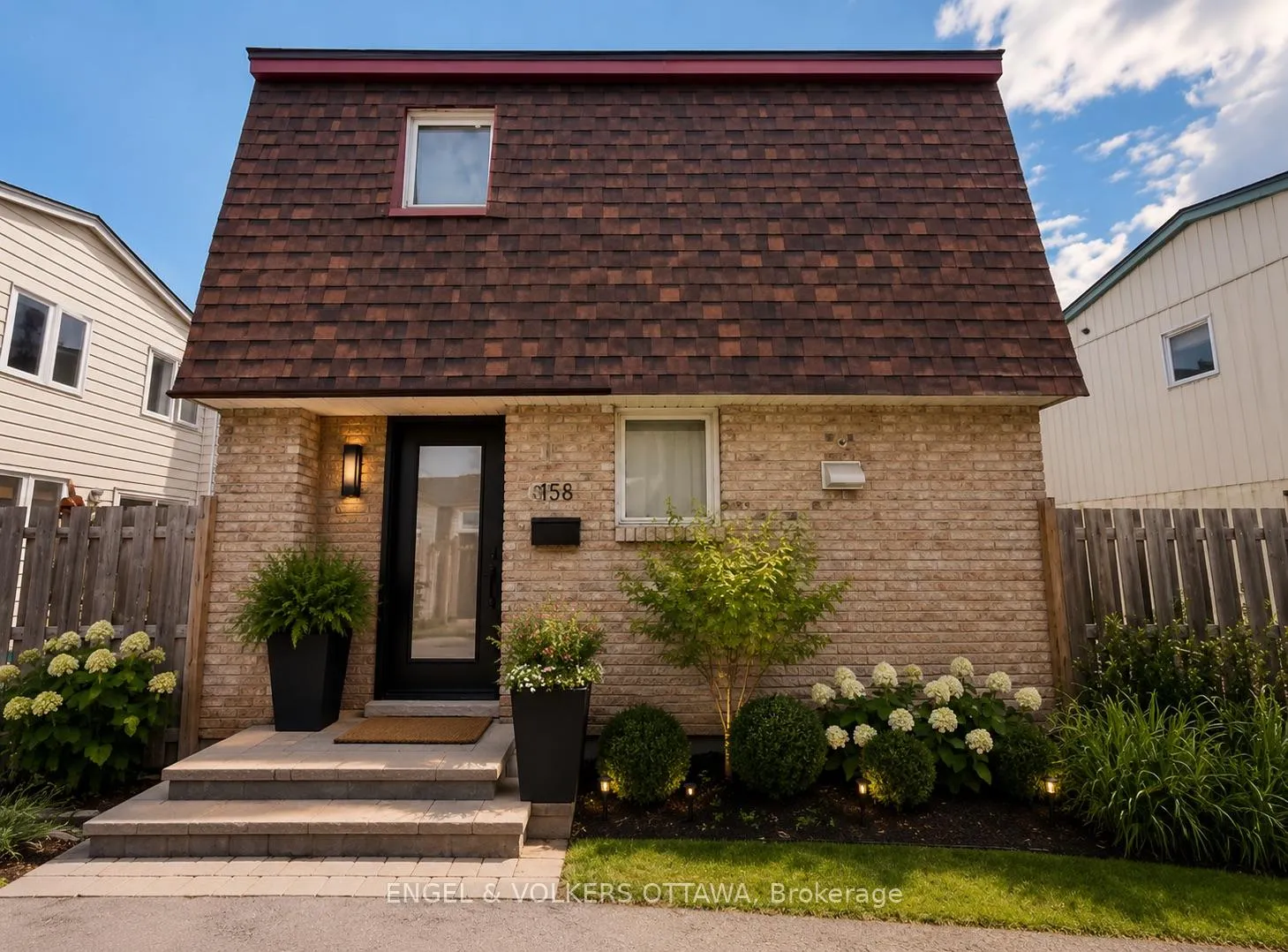 Photo 2 of Unit 65, 2063 Jasmine Crescent, Ottawa, Beacon Hill South — HOMEH