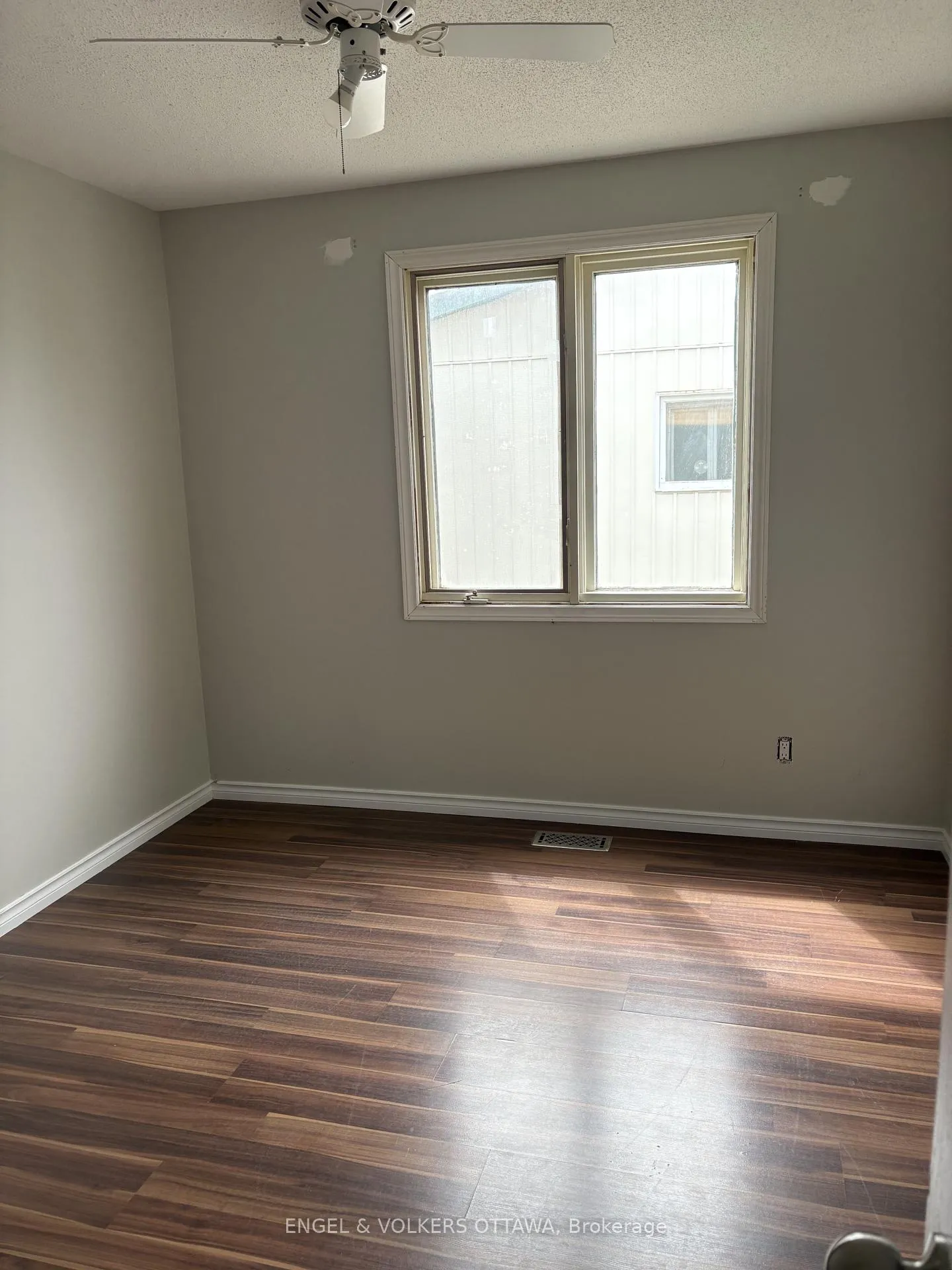 Photo 15 of Unit 65, 2063 Jasmine Crescent, Ottawa, Beacon Hill South — HOMEH