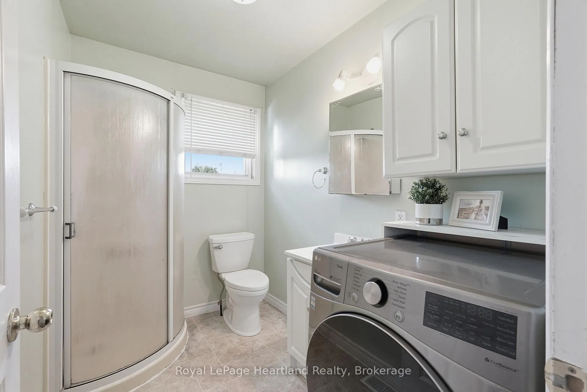 Photo 16 of 6 Brown Street N, Minto — HOMEH