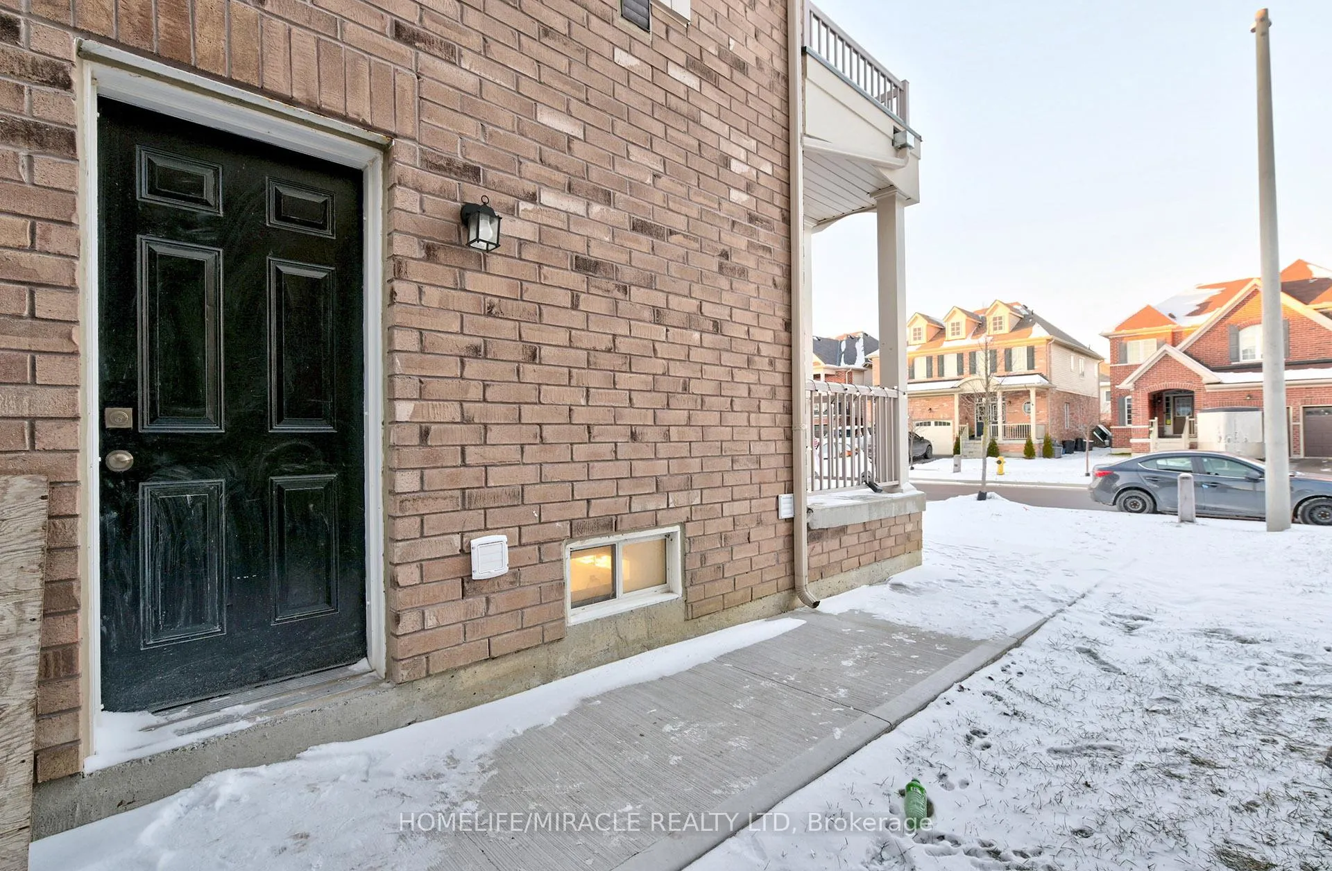 Photo 2 of Unit BSMT, 95 William Fair Drive, Clarington, Bowmanville — HOMEH