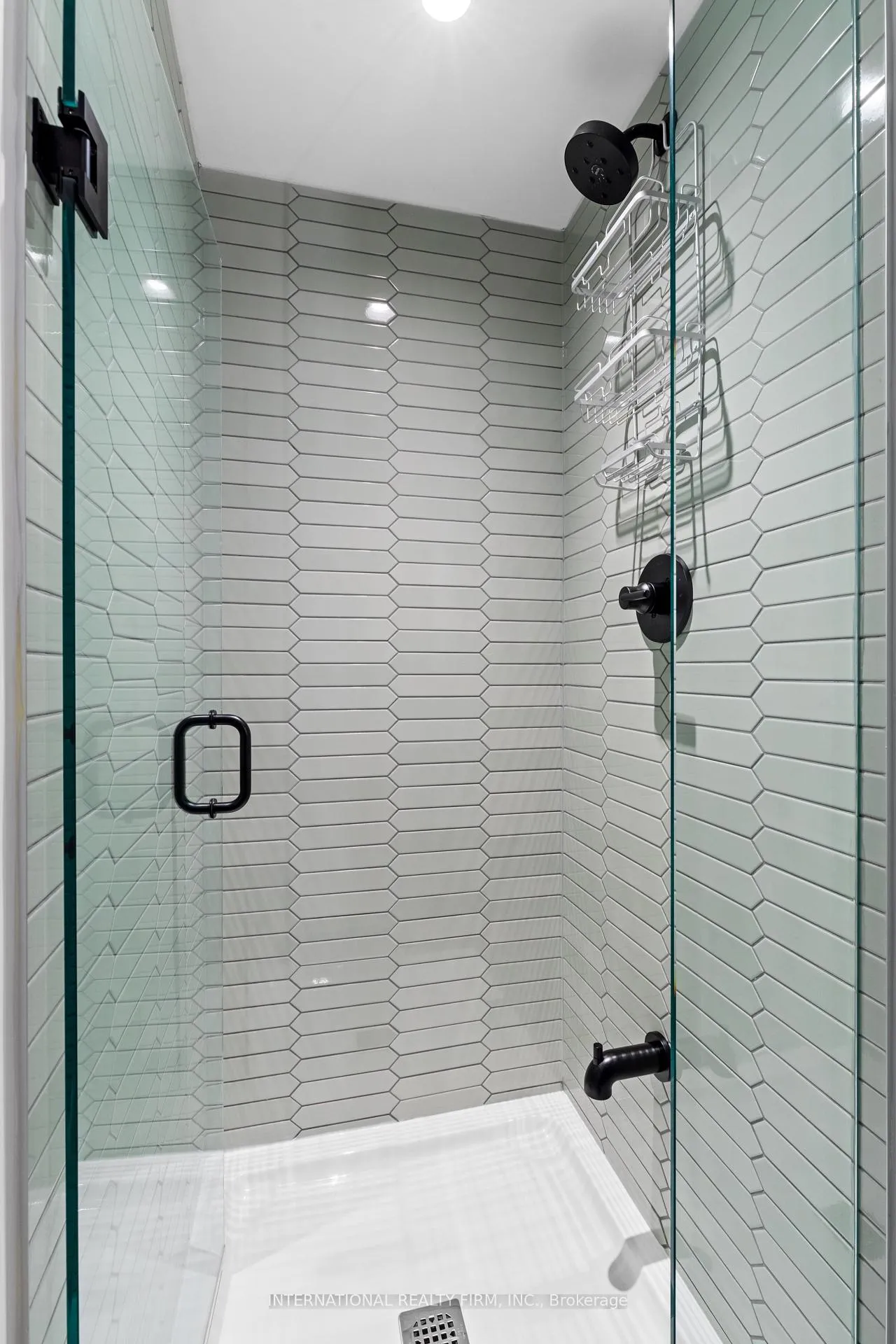 Photo 13 of Unit 409, 5 Lakeview (Short Term) Avenue, Toronto, Trinity-Bellwoods — HOMEH