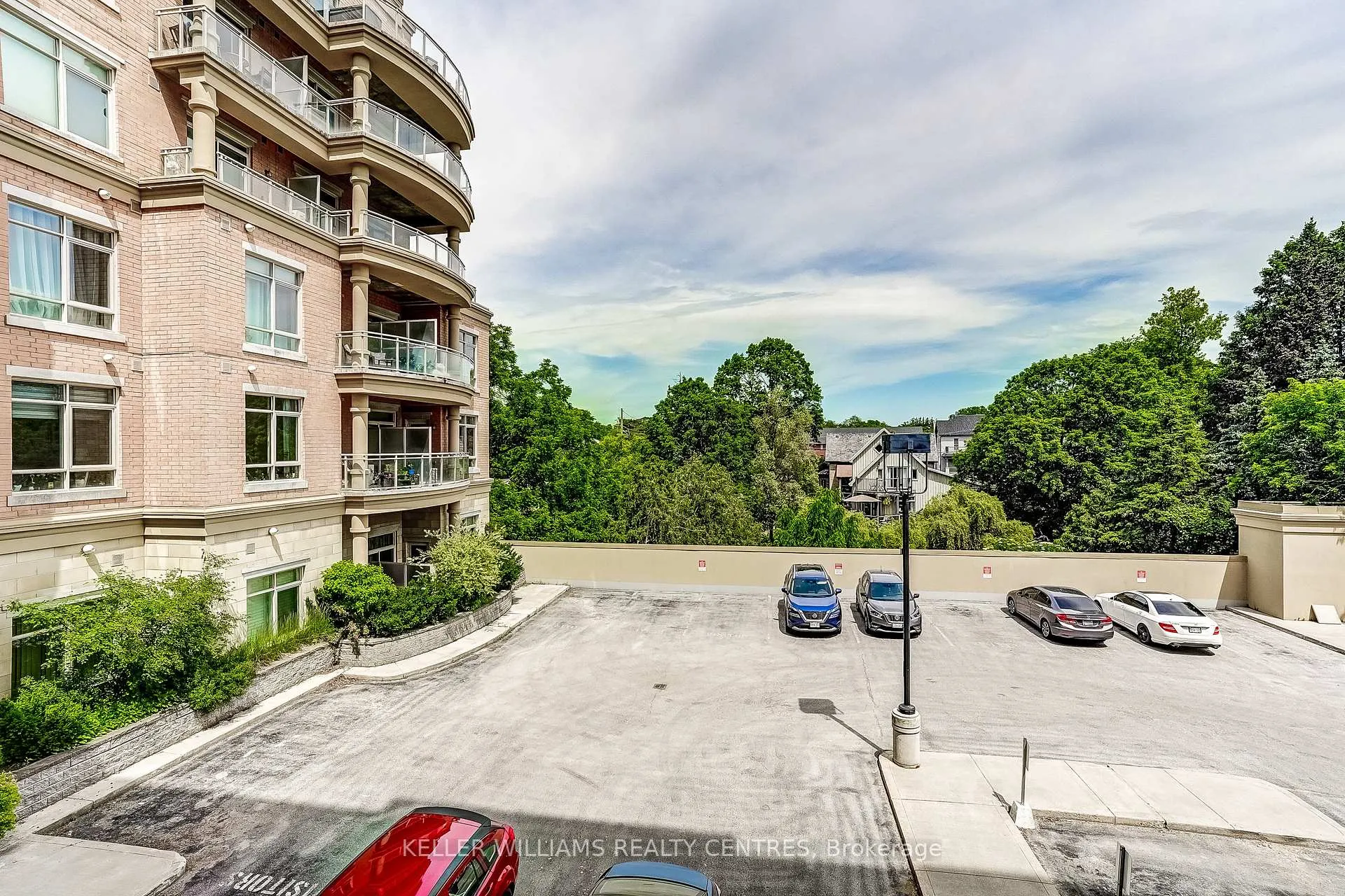 Photo 27 of Unit 317, 15277 Yonge Street, Aurora, Aurora Village — HOMEH