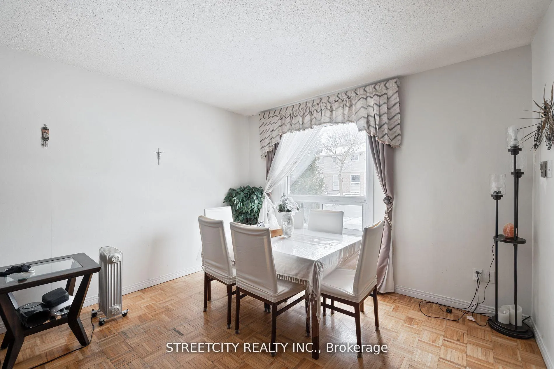 Photo 6 of Unit 40, 311 Vesta Road, London, East A — HOMEH