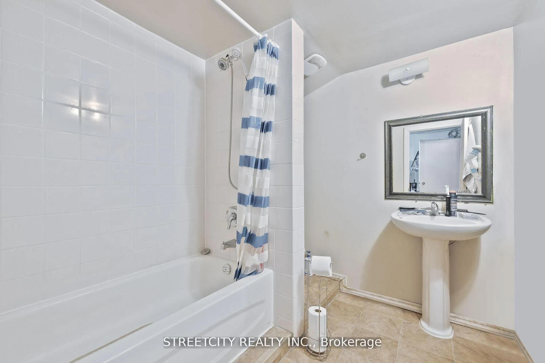 Photo 14 of Unit 40, 311 Vesta Road, London, East A — HOMEH