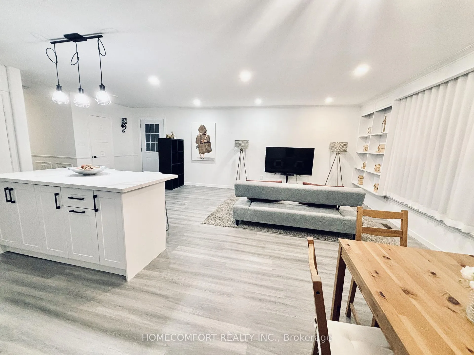 Photo 11 of 19 Beacham Crescent, Scarborough, Tam O'Shanter-Sullivan — HOMEH