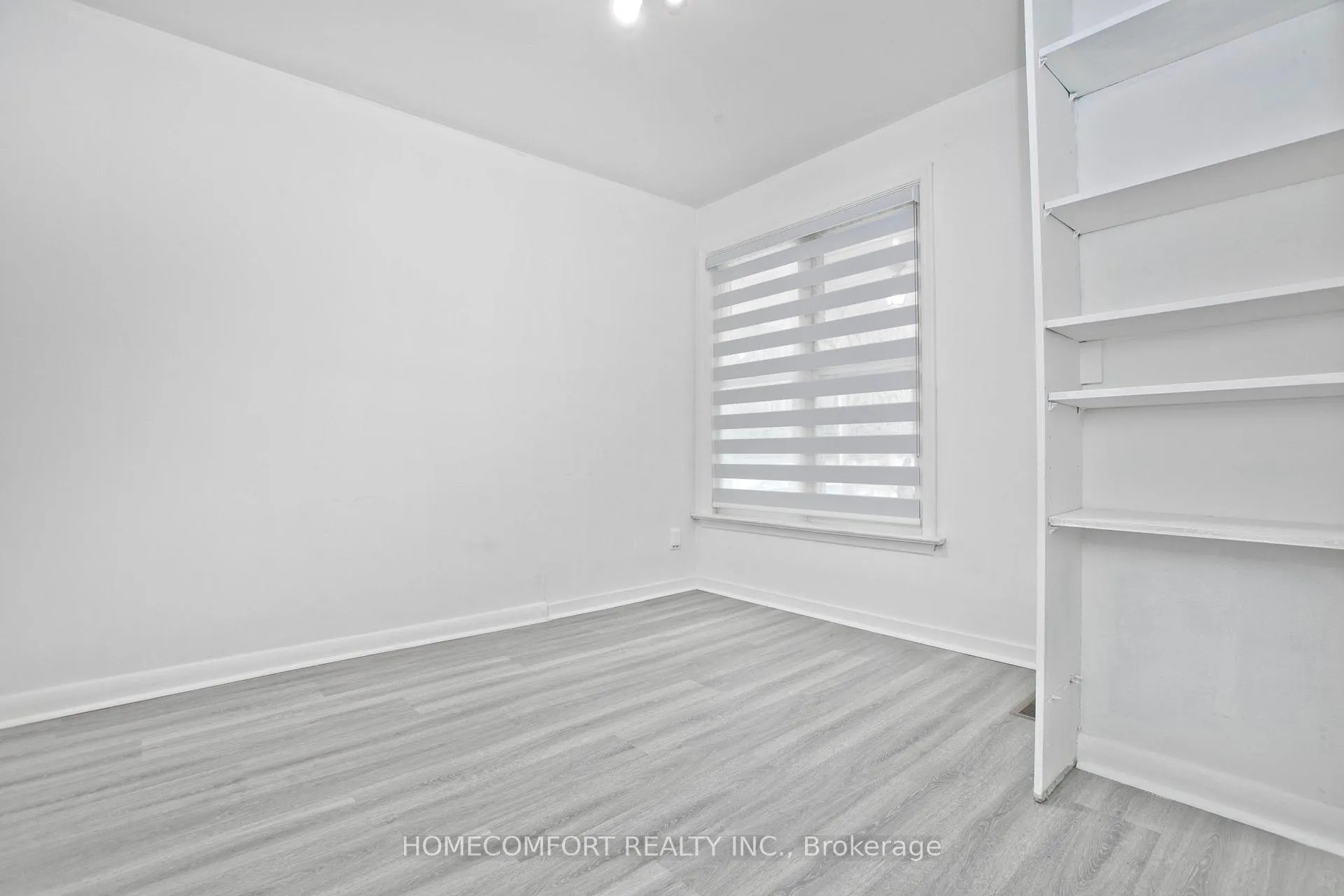 Photo 12 of 19 Beacham Crescent, Scarborough, Tam O'Shanter-Sullivan — HOMEH