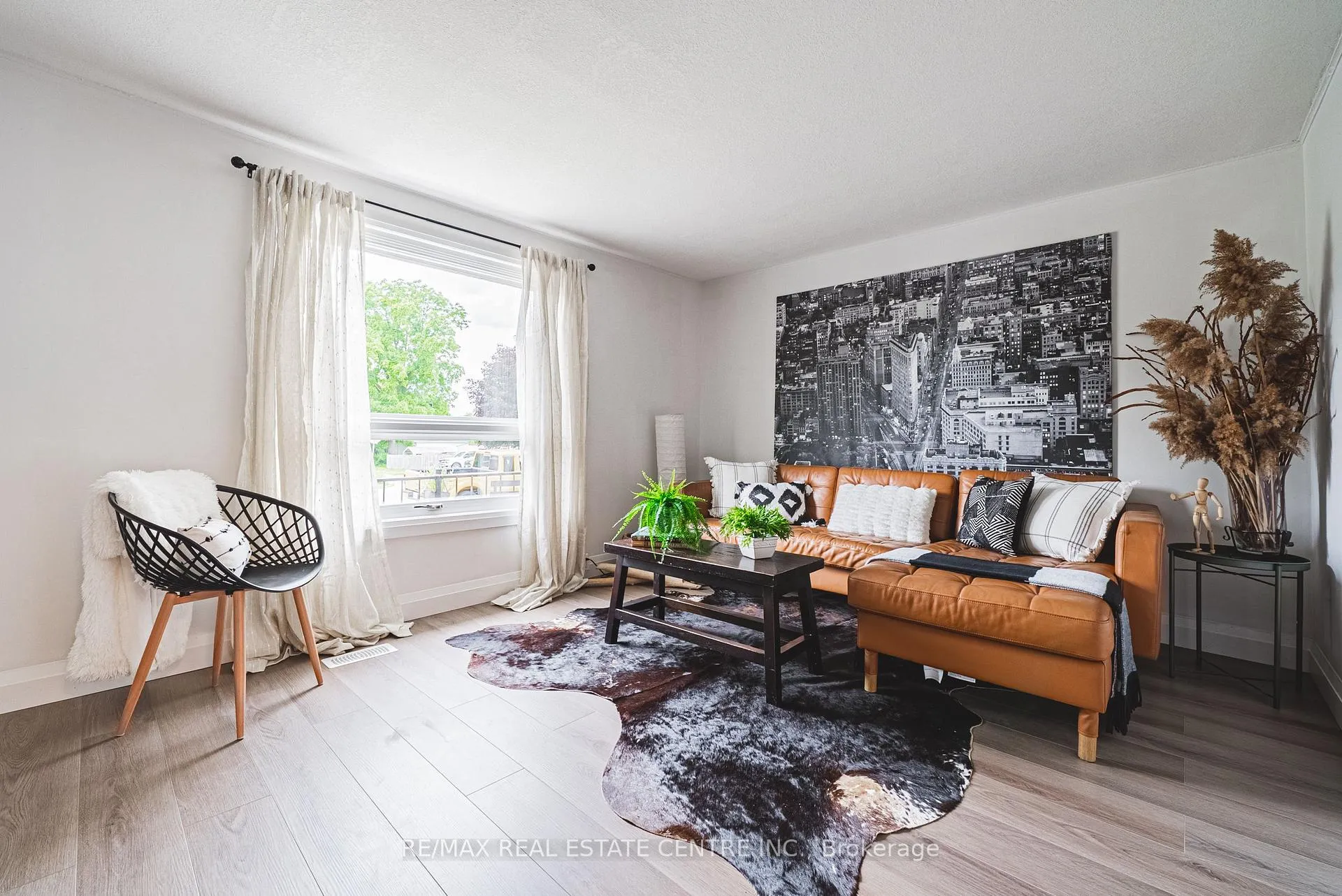 Photo 6 of 11 Broadview Crescent, Cambridge, Greenway-Chaplin — HOMEH