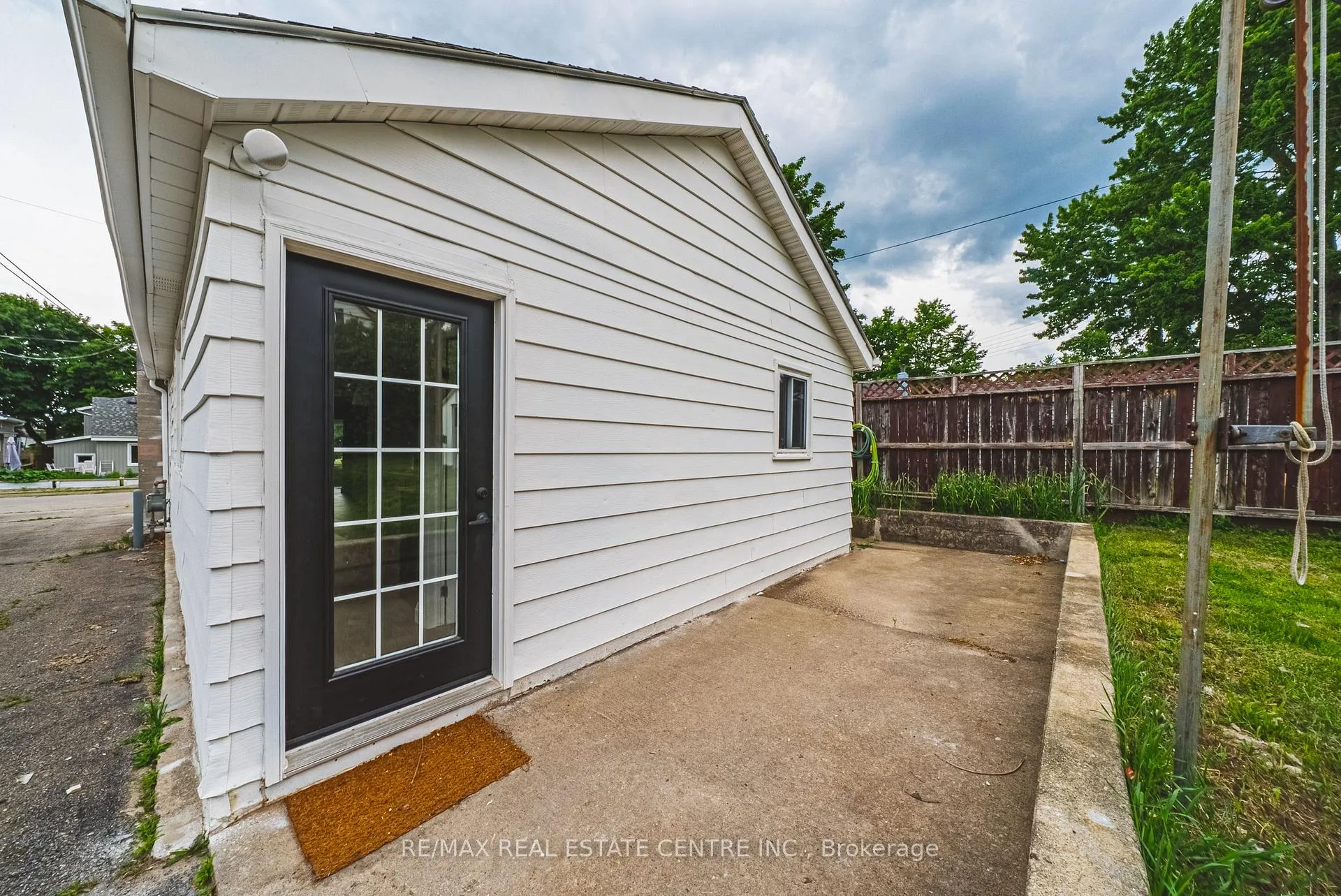 Photo 30 of 11 Broadview Crescent, Cambridge, Greenway-Chaplin — HOMEH