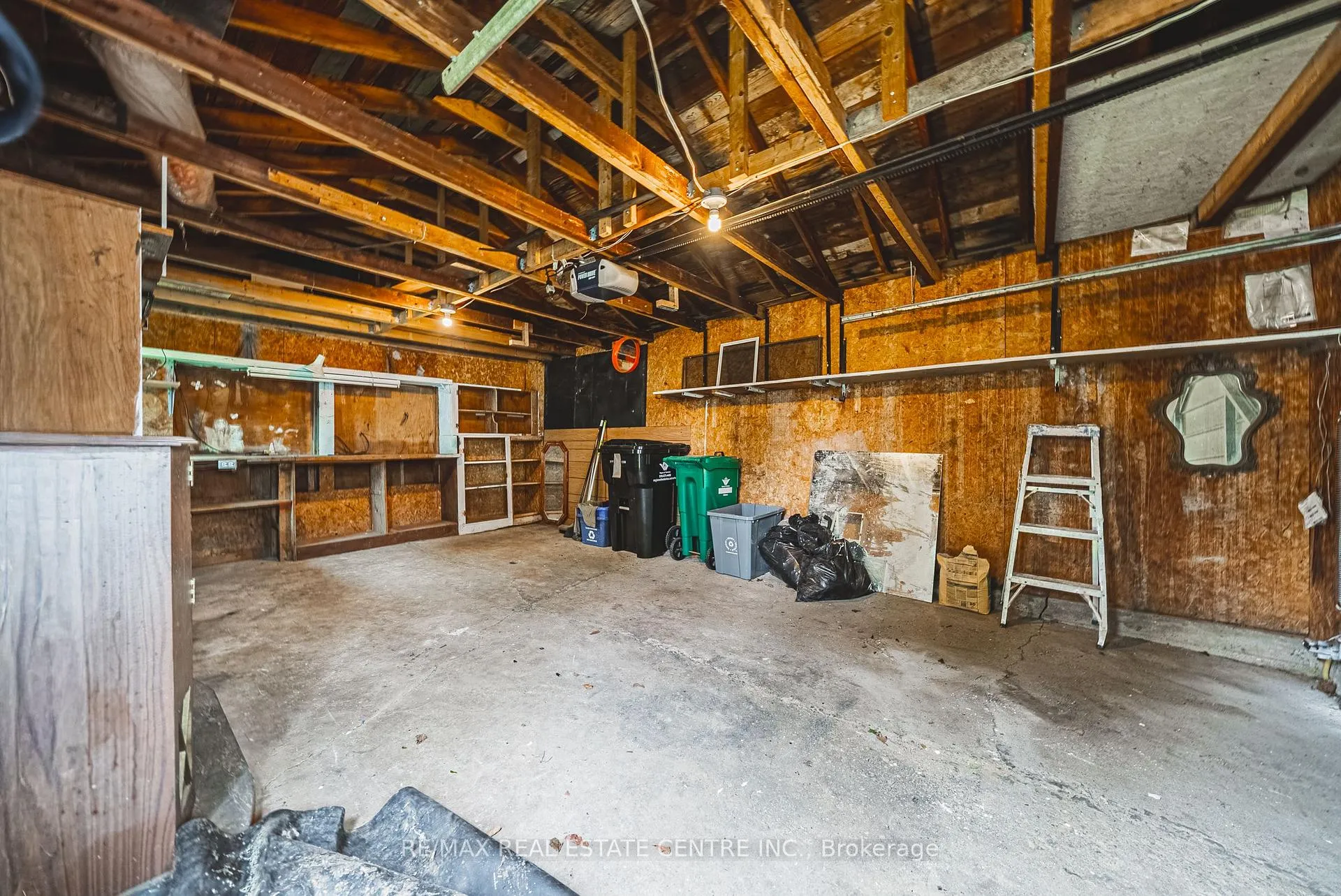 Photo 32 of 11 Broadview Crescent, Cambridge, Greenway-Chaplin — HOMEH
