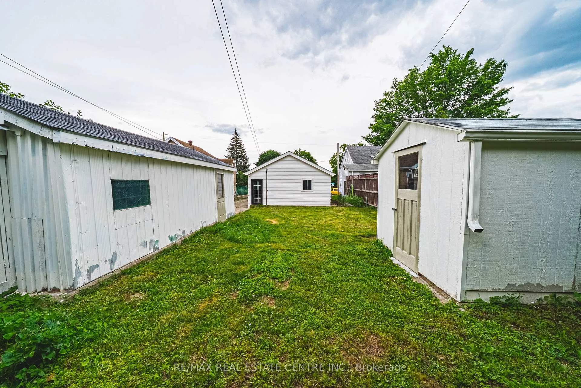Photo 33 of 11 Broadview Crescent, Cambridge, Greenway-Chaplin — HOMEH
