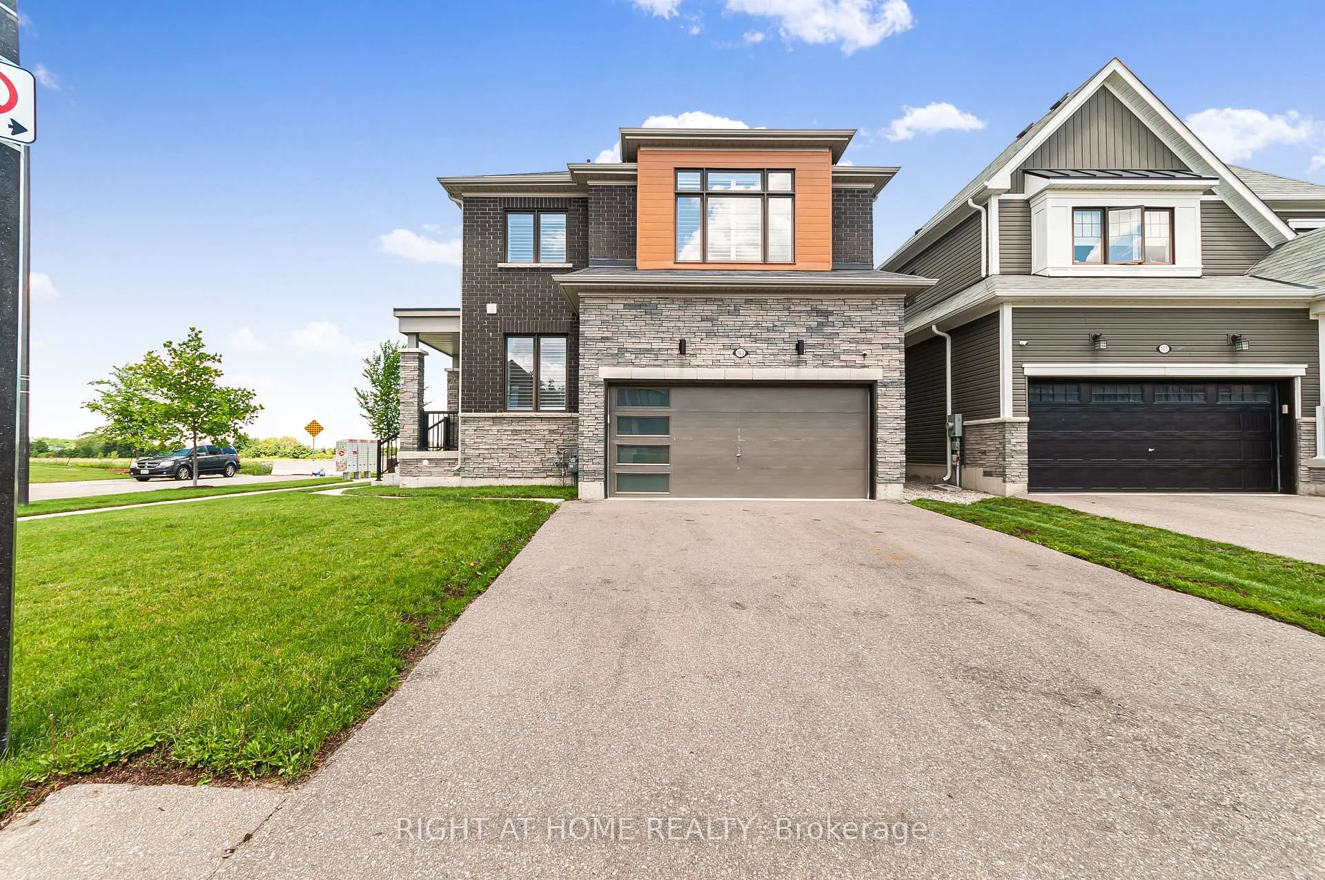 Photo 2 of 103 David Street, Haldimand — HOMEH