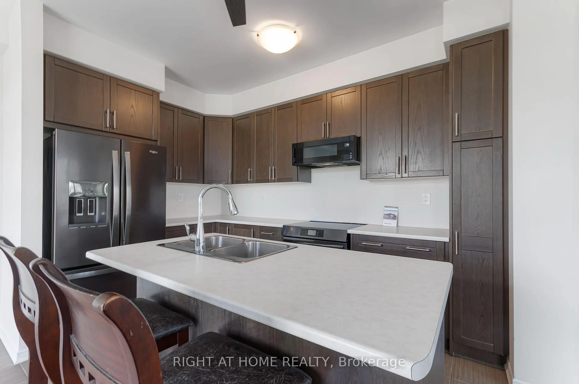 Photo 5 of 103 David Street, Haldimand — HOMEH