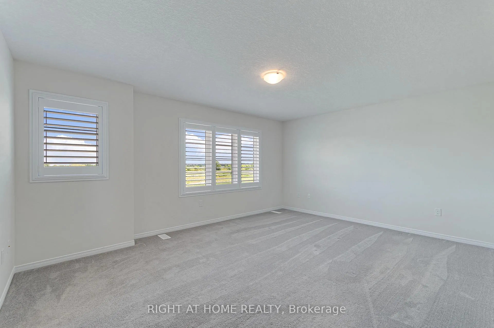 Photo 21 of 103 David Street, Haldimand — HOMEH