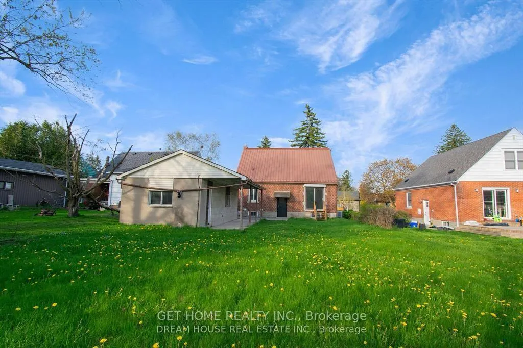 Photo 28 of 47 Ellis Crescent N, Waterloo, Downtown Waterloo — HOMEH