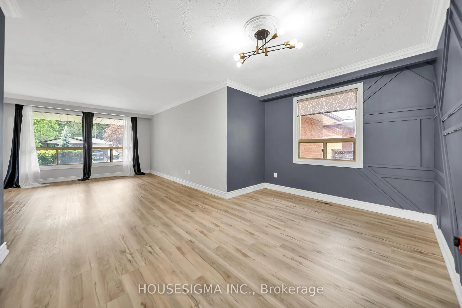 Photo 12 of 70 Flanders Road, Guelph, Dovercliffe Park/Old University — HOMEH