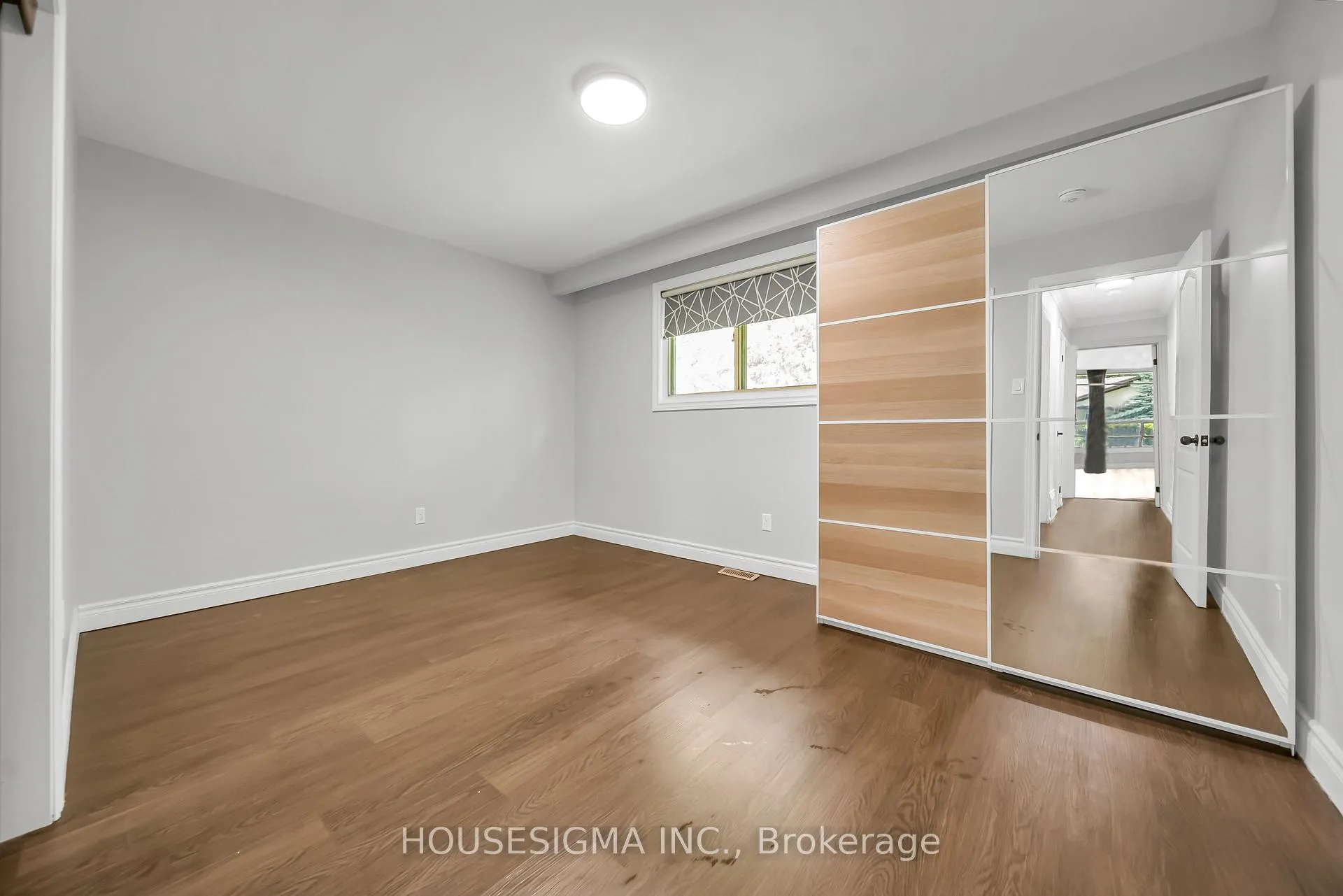 Photo 13 of 70 Flanders Road, Guelph, Dovercliffe Park/Old University — HOMEH