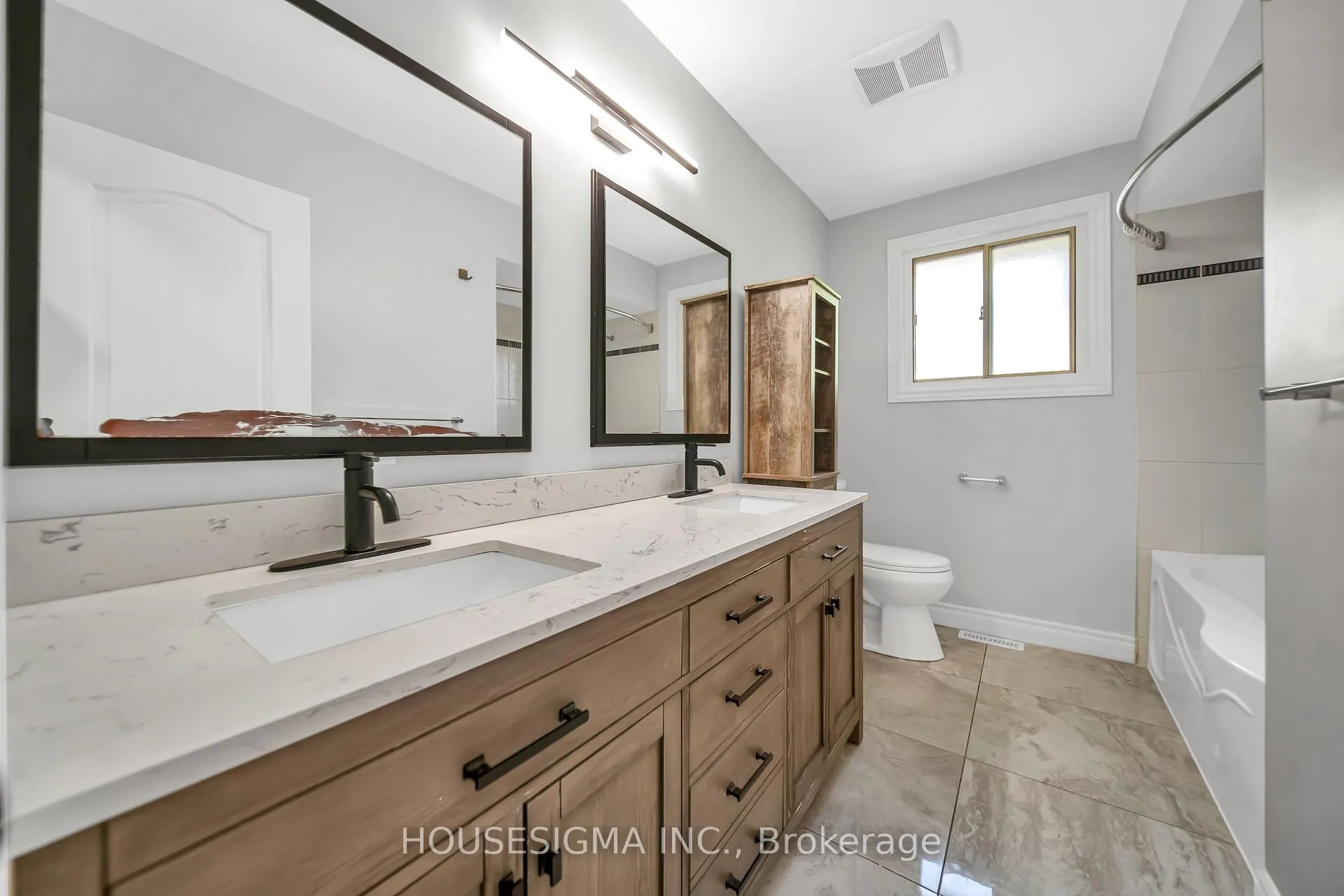 Photo 19 of 70 Flanders Road, Guelph, Dovercliffe Park/Old University — HOMEH