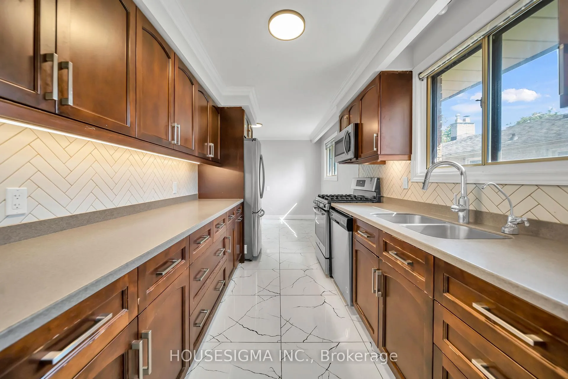 Photo 22 of 70 Flanders Road, Guelph, Dovercliffe Park/Old University — HOMEH