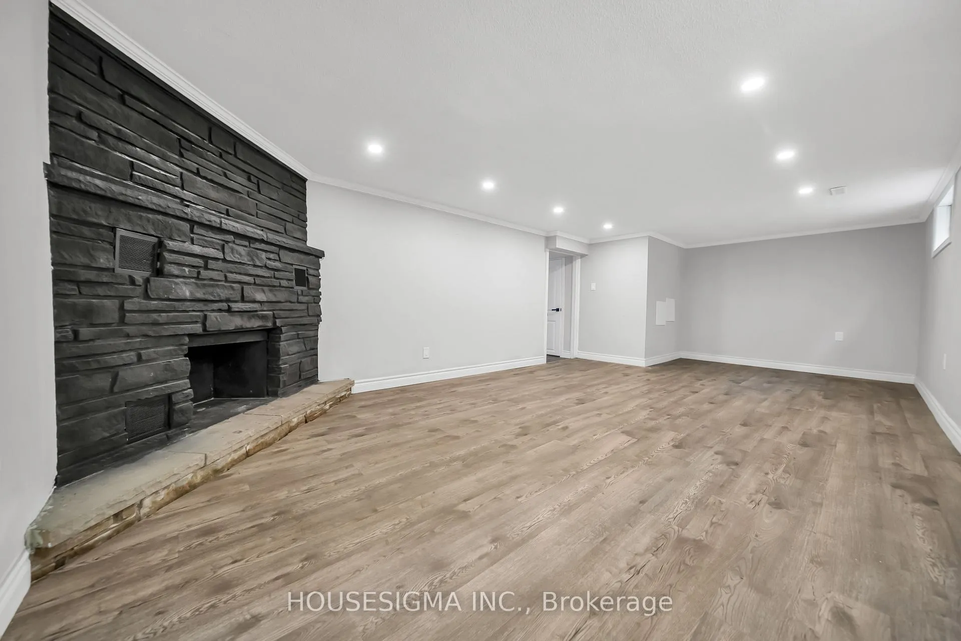 Photo 30 of 70 Flanders Road, Guelph, Dovercliffe Park/Old University — HOMEH