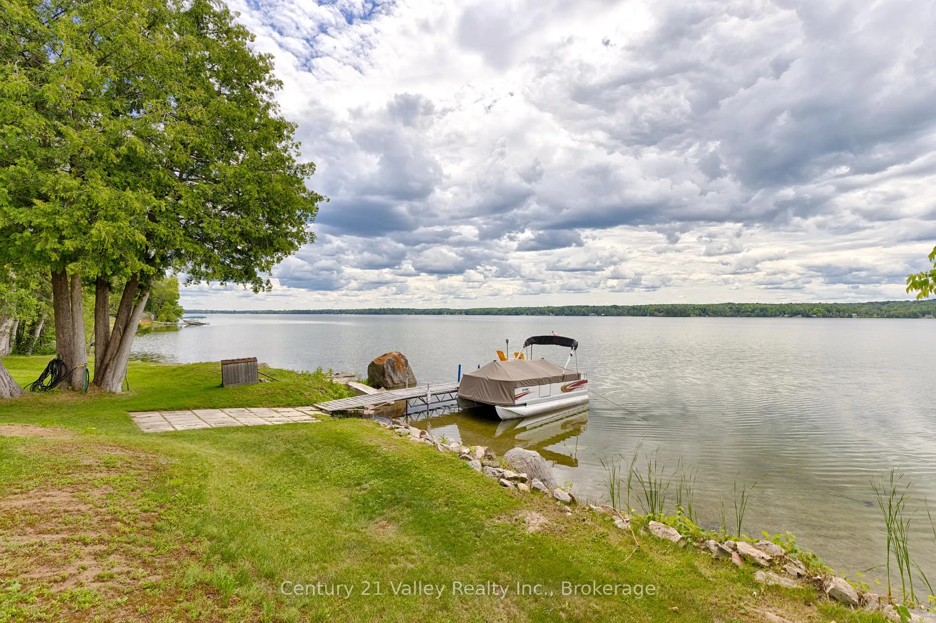 Photo 36 of 229 Holiday Lane, North Algona Wilberforce, North Algona/Wilberforce Twp — HOMEH