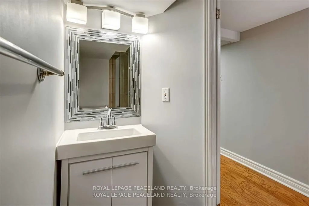 Photo 16 of 50 Manor Road E, Toronto, Mount Pleasant West — HOMEH
