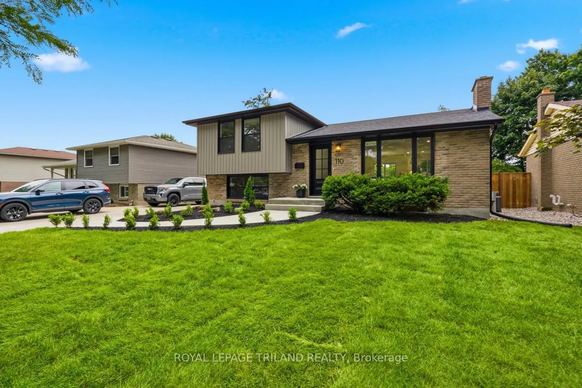 Photo 3 of 110 St Lawrence Boulevard, London, South O — HOMEH