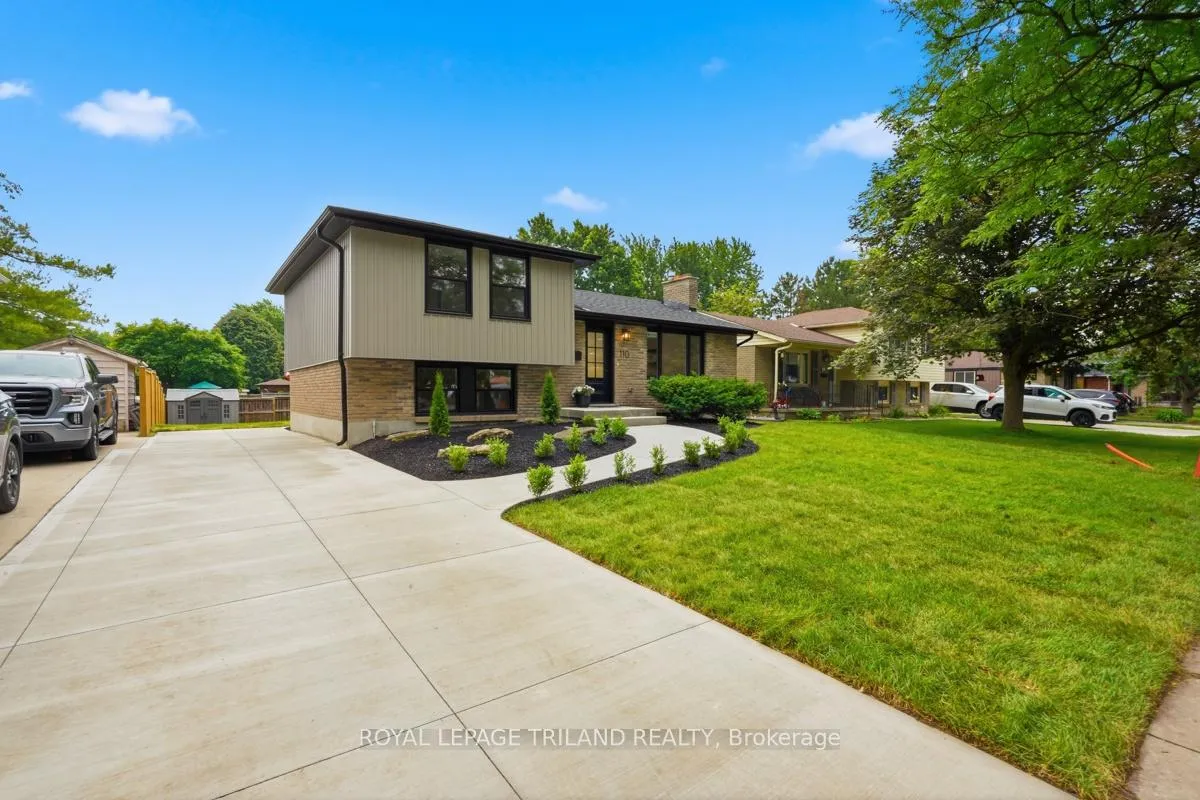 Photo 4 of 110 St Lawrence Boulevard, London, South O — HOMEH