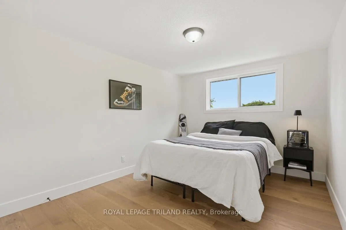 Photo 22 of 110 St Lawrence Boulevard, London, South O — HOMEH