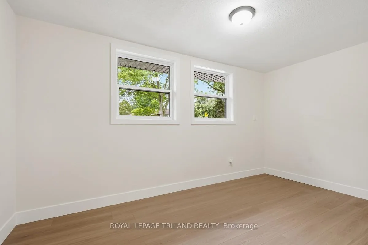Photo 25 of 110 St Lawrence Boulevard, London, South O — HOMEH