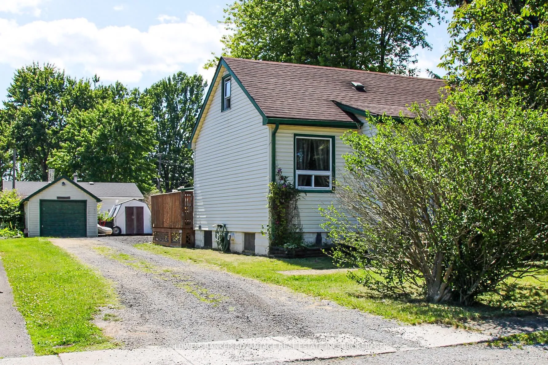 Photo 2 of 40 Ramey Avenue, Port Colborne, Main Street — HOMEH