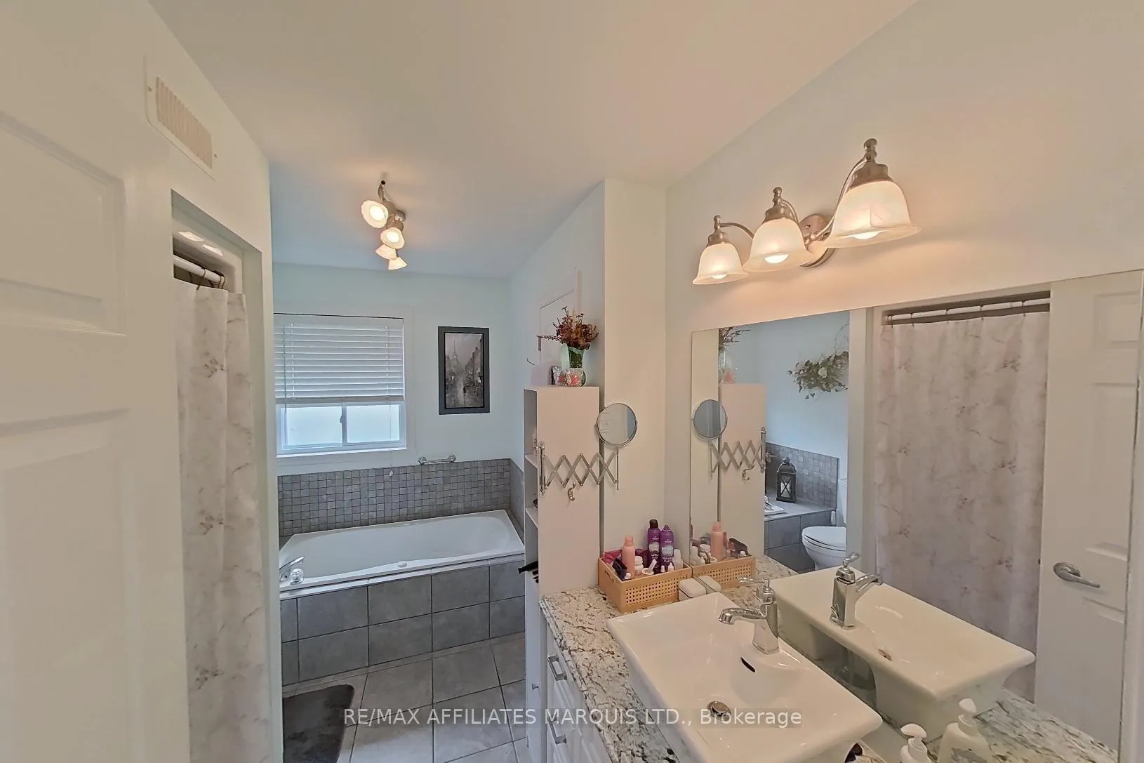 Photo 5 of 117 Gail Elizabeth Court, Cornwall, Cornwall — HOMEH