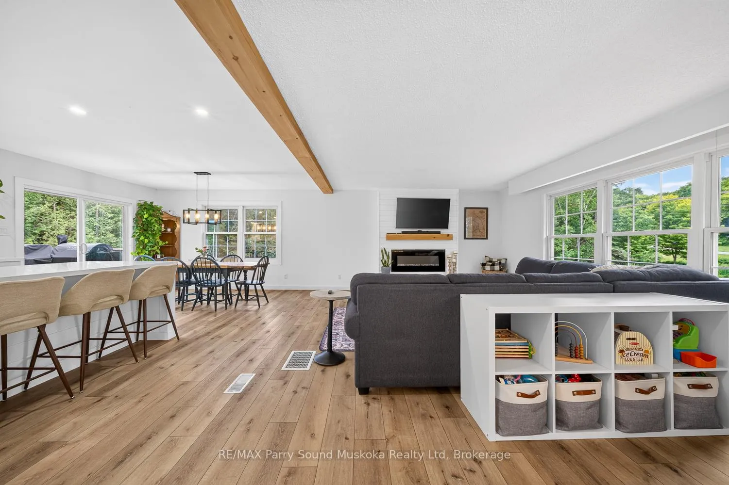 Photo 13 of 109 North Road N, McDougall — HOMEH